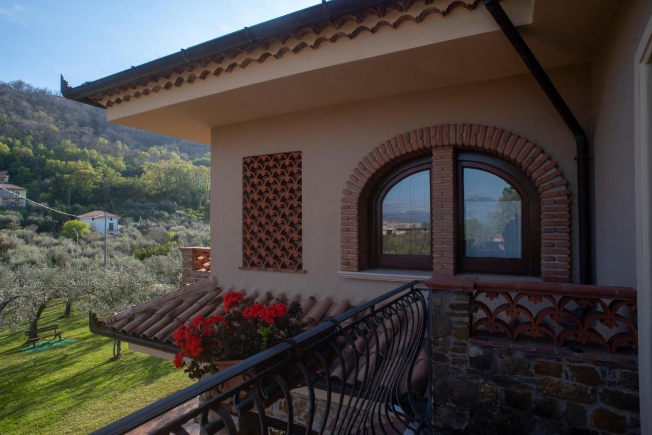 La Ginestra Hotel Castel San Lorenzo Exterior foto